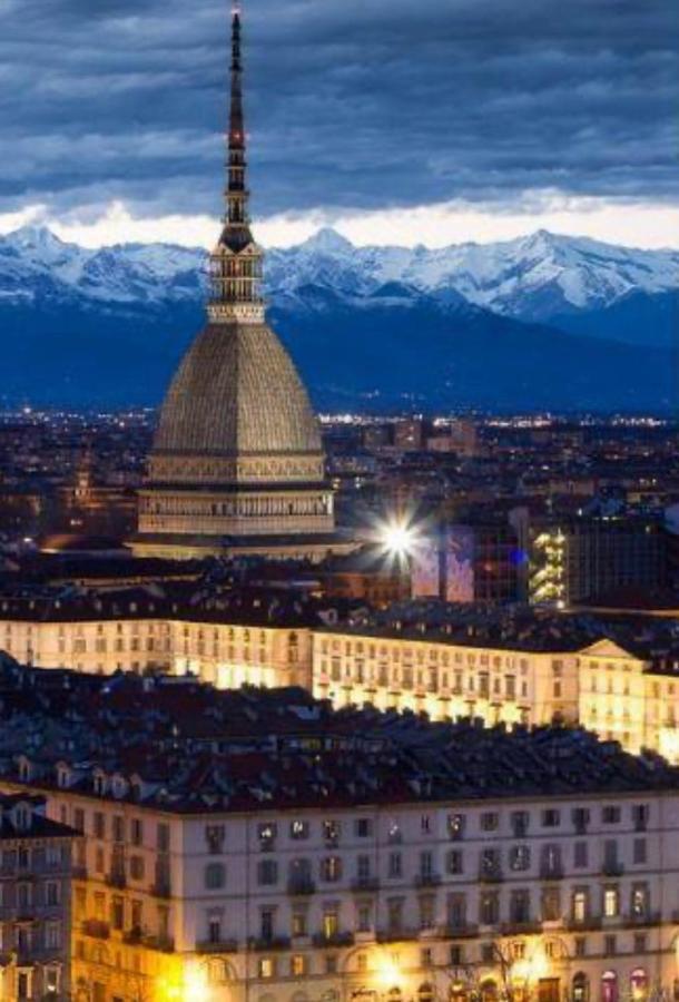 Appartamento Torino Centro Luaran gambar